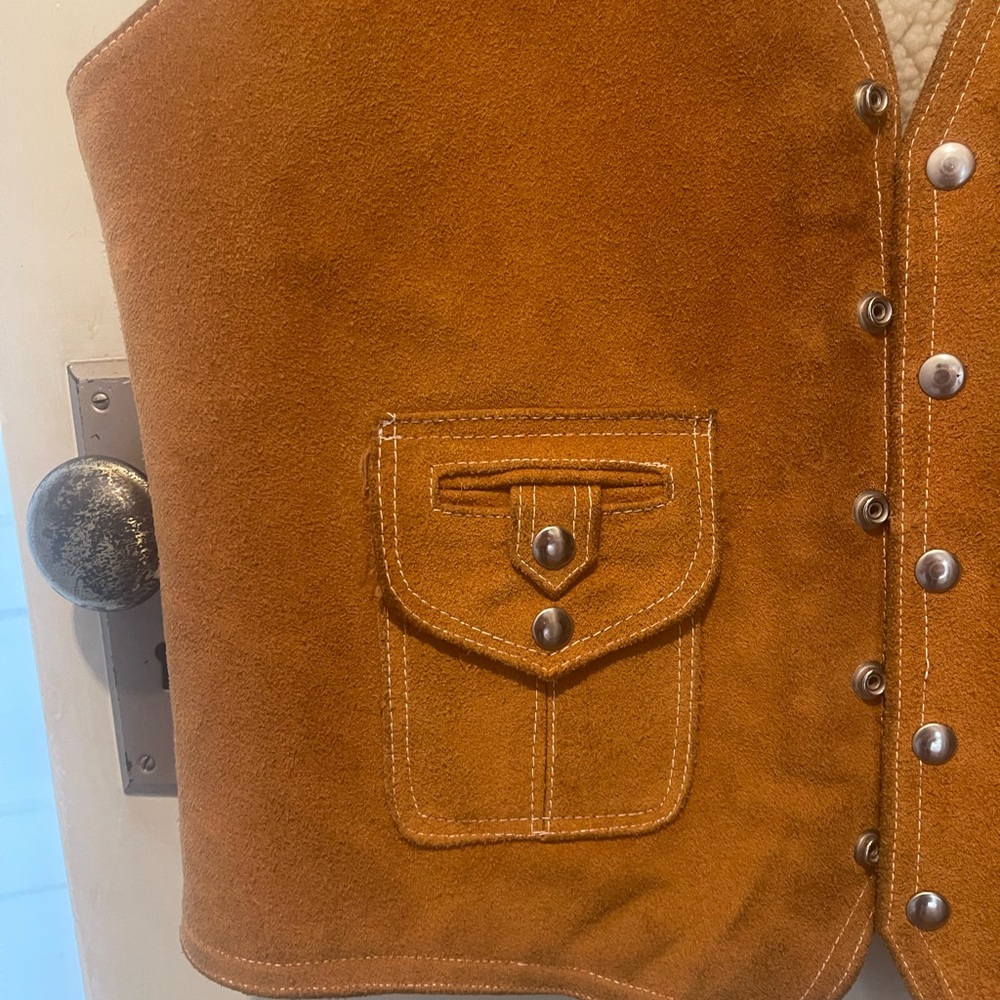 Brown Vest with Cream Lining AWESOME! - Picture 2 of 8